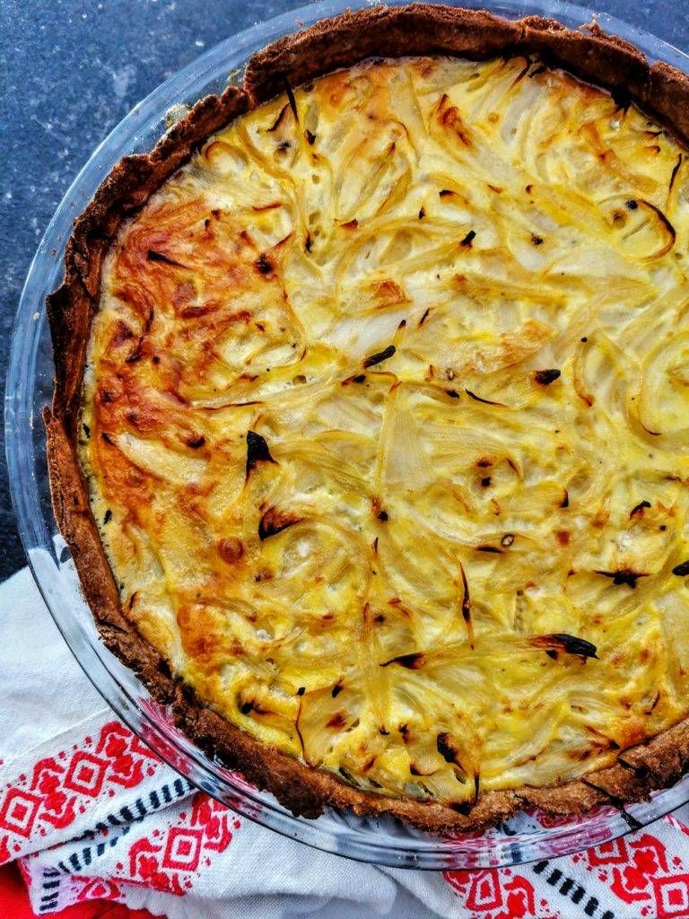 Tarte à l'oignon alsacienne, zwiebelkuche