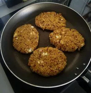 Galettes quinoa amandes sésame