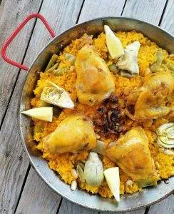 La vraie recette de la paella de Valence au poulet / lapin